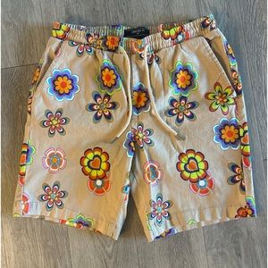 Mens summer shorts size medium 70s styled
